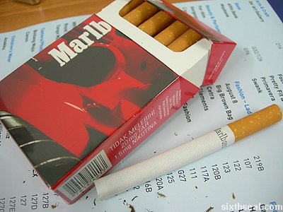 marlboro_cigarettes.jpg