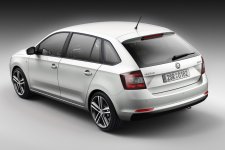 2014-Skoda-Rapid-Spaceback-HB-4.jpg