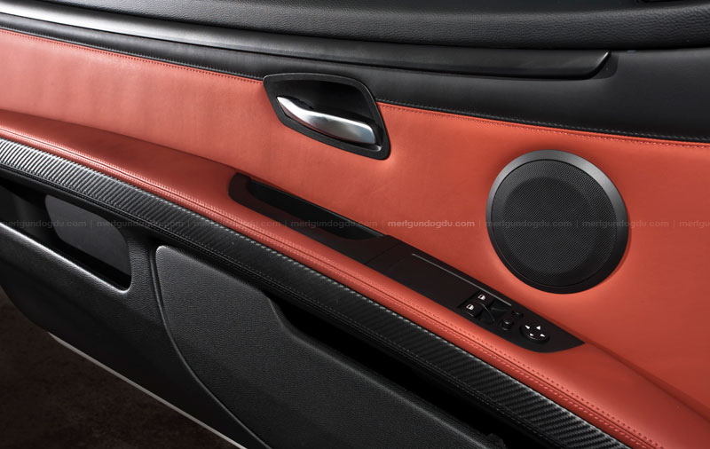 bmw-2012-m3-e92-interior-detail7.jpg