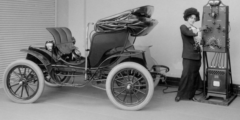 hibrit-motorun-tarihcesi-960x480.jpg