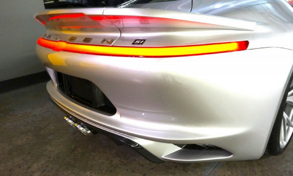 saleen-17-sene-sonra-s1-ile-yeniden-dogdu-arka-kisim.jpg